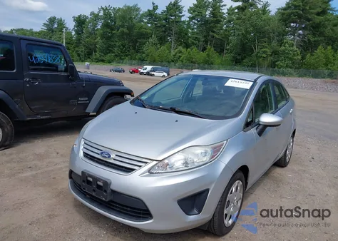 2013 Ford Fiesta S из США, поврежденный, VIN 3FADP4AJ8DM173687